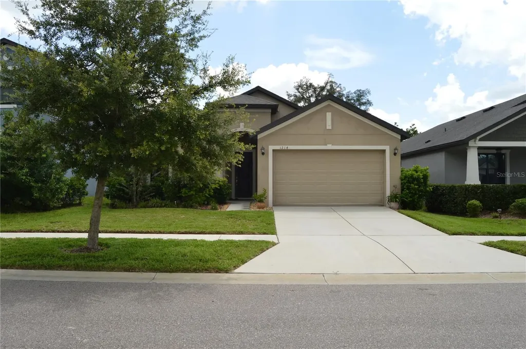 1214 Florablu Drive Seffner FL 33584