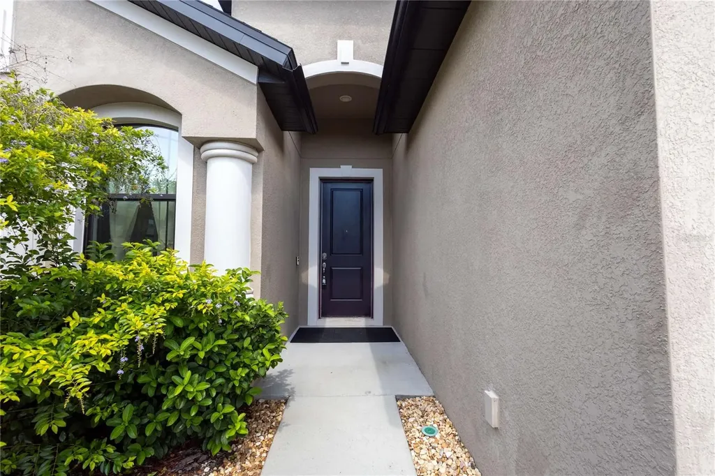 1214 Florablu Drive Seffner FL 33584