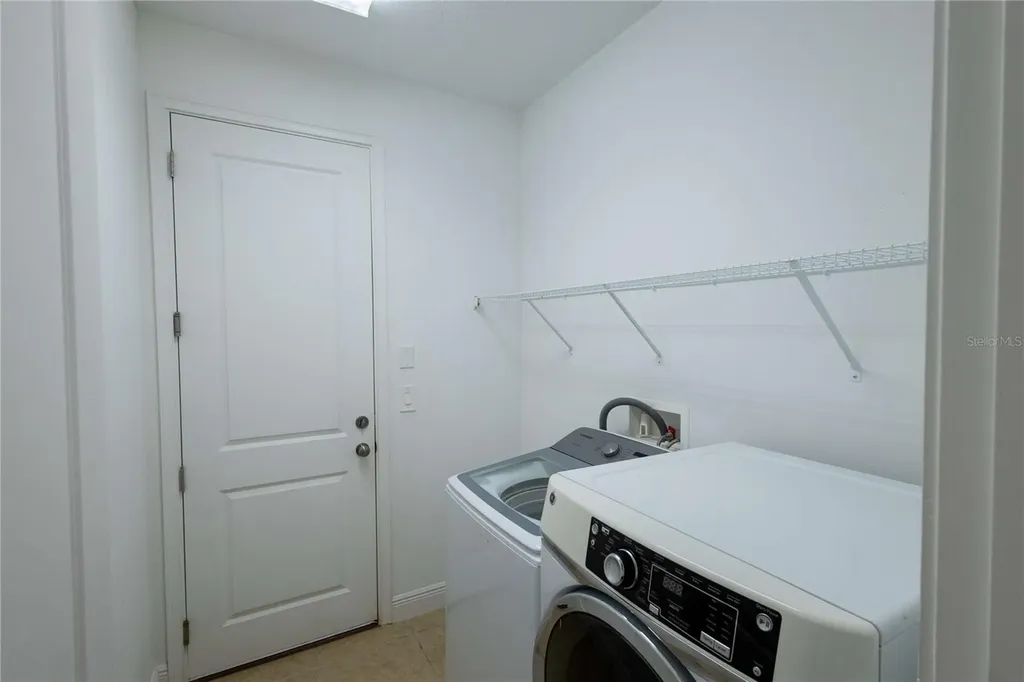 1214 Florablu Drive Seffner FL 33584