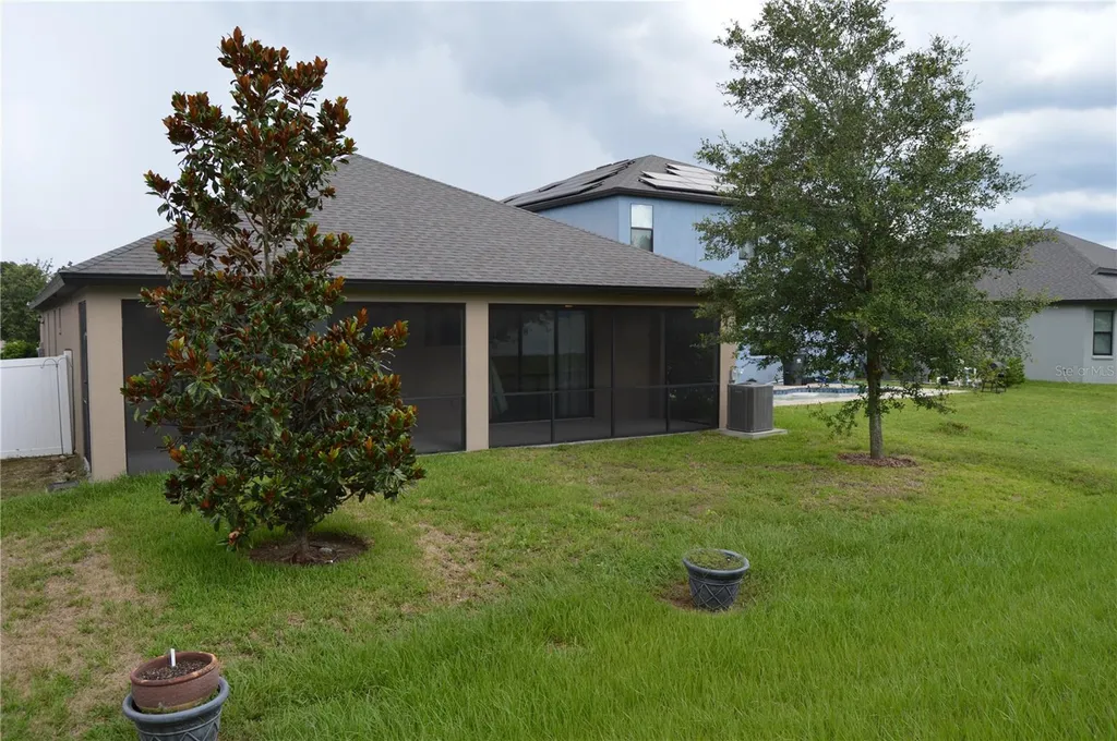 1214 Florablu Drive Seffner FL 33584