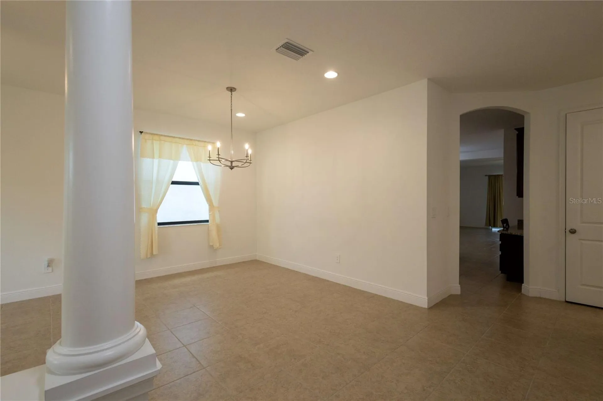 1214 Florablu Drive Seffner FL 33584