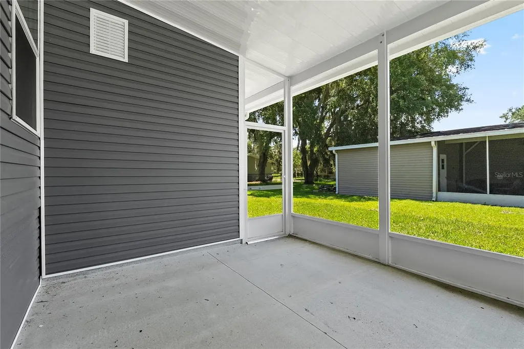 25124 Huckleberry Way Astatula FL 34705