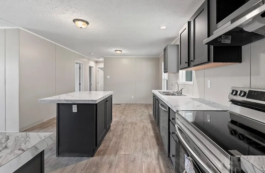 25124 Huckleberry Way Astatula FL 34705