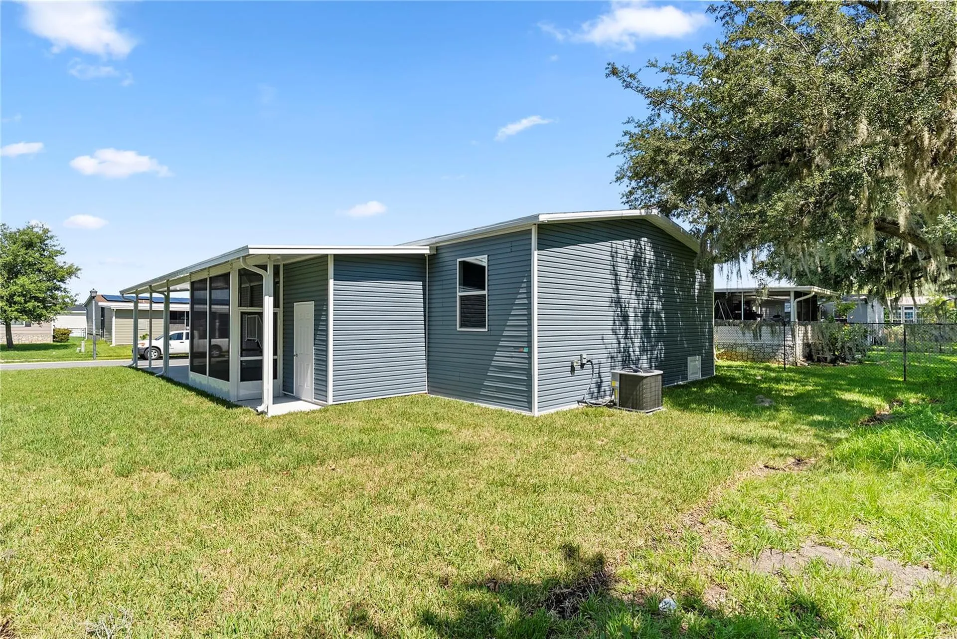 25124 Huckleberry Way Astatula FL 34705