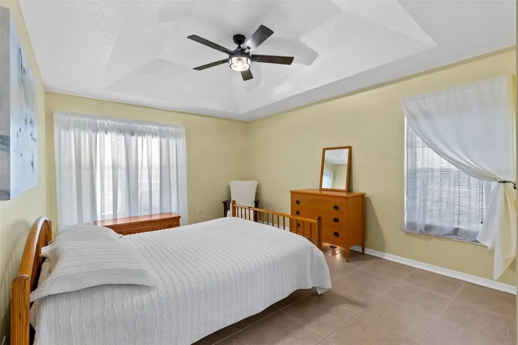 949 Rosinia Court Orlando FL 32828
