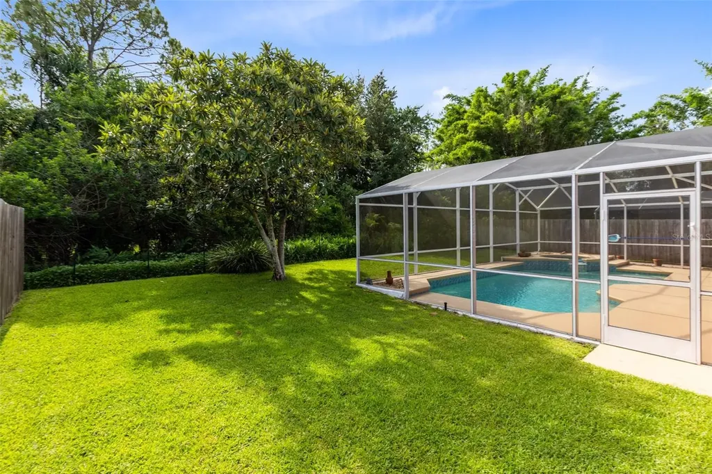 949 Rosinia Court Orlando FL 32828