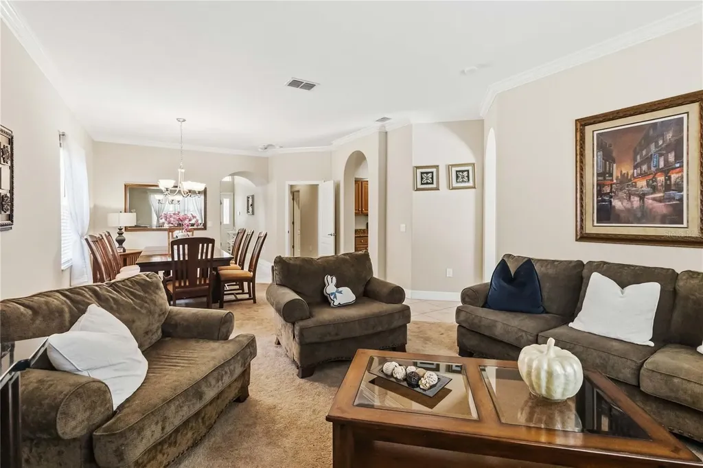 880 Suffolk Place Davenport FL 33896