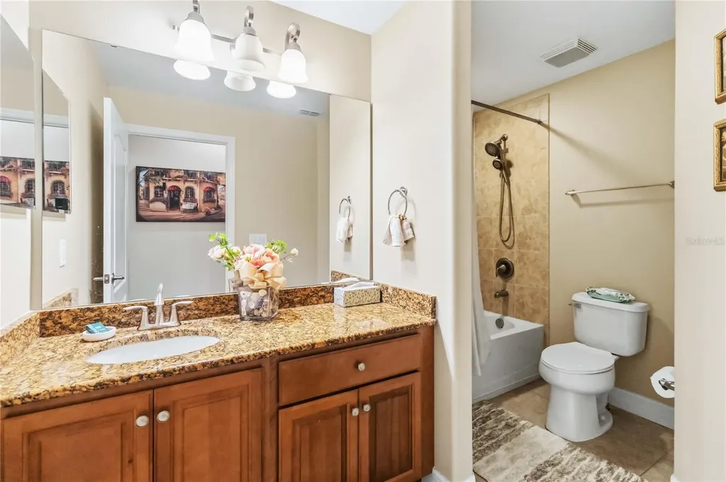880 Suffolk Place Davenport FL 33896