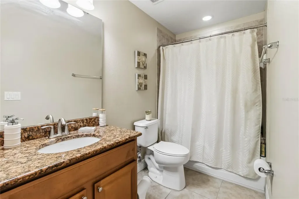 880 Suffolk Place Davenport FL 33896