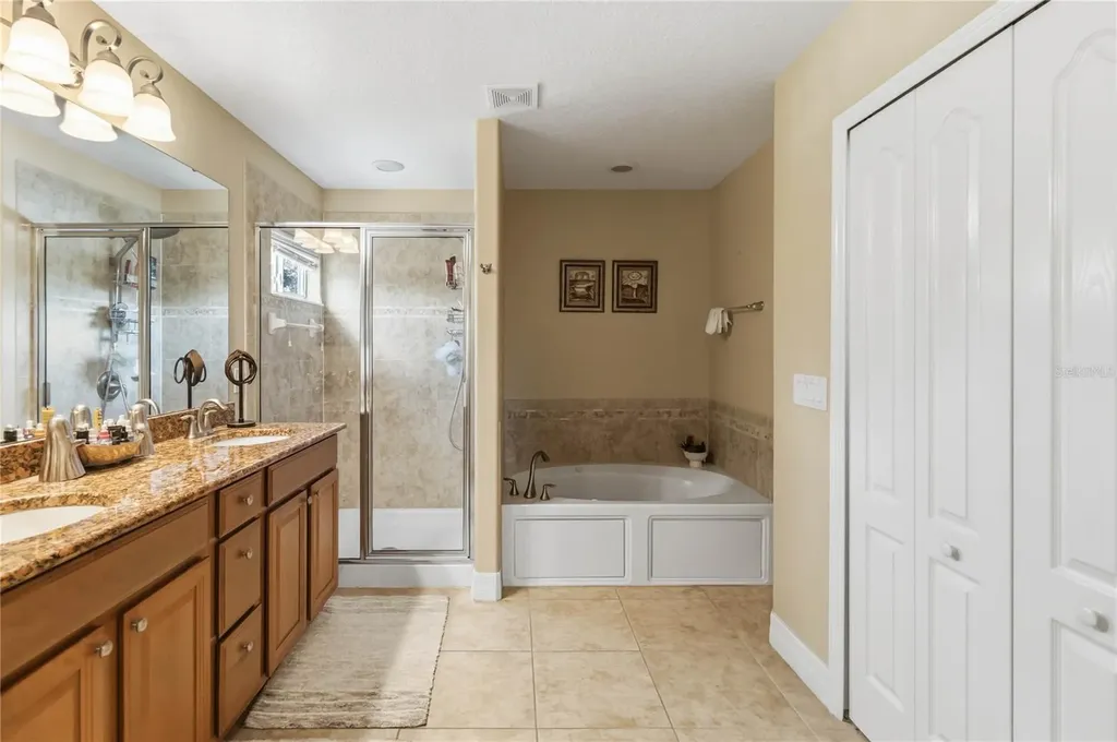880 Suffolk Place Davenport FL 33896
