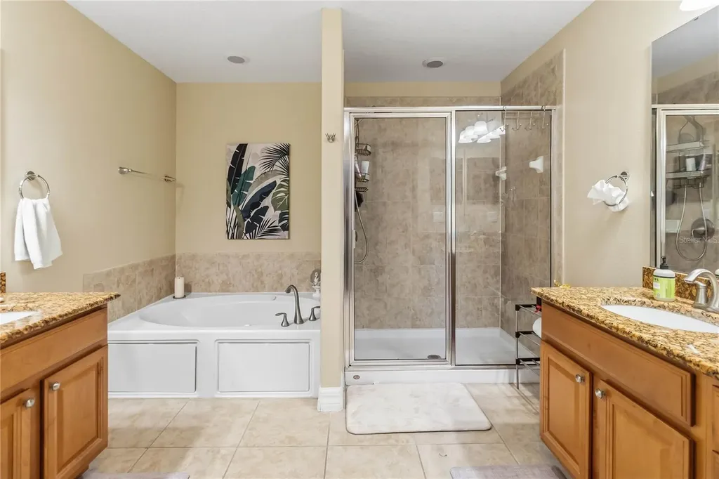880 Suffolk Place Davenport FL 33896