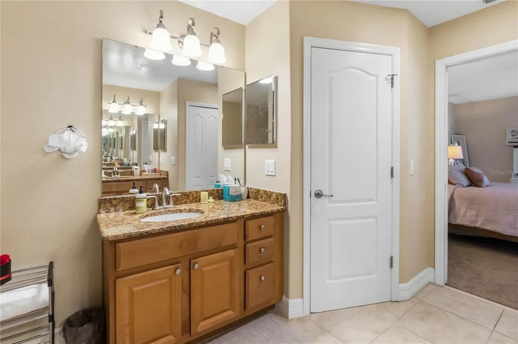 880 Suffolk Place Davenport FL 33896