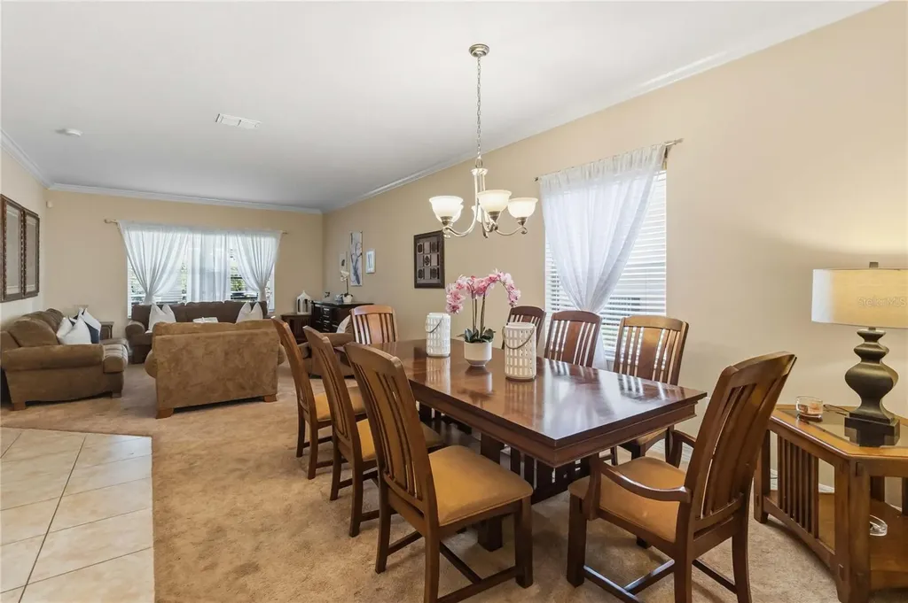 880 Suffolk Place Davenport FL 33896