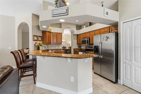 880 Suffolk Place Davenport FL 33896