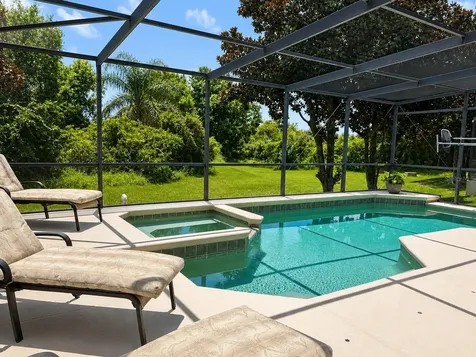880 Suffolk Place Davenport FL 33896