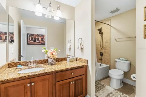 880 Suffolk Place Davenport FL 33896