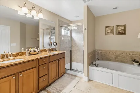 880 Suffolk Place Davenport FL 33896