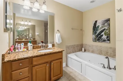 880 Suffolk Place Davenport FL 33896