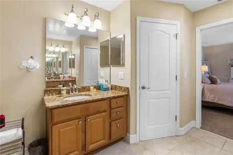 880 Suffolk Place Davenport FL 33896