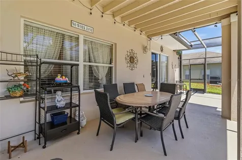 880 Suffolk Place Davenport FL 33896