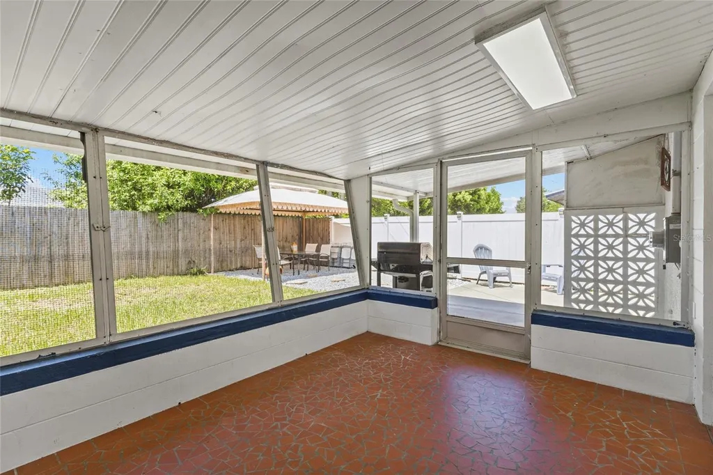 11916 85th Terrace Seminole FL 33772
