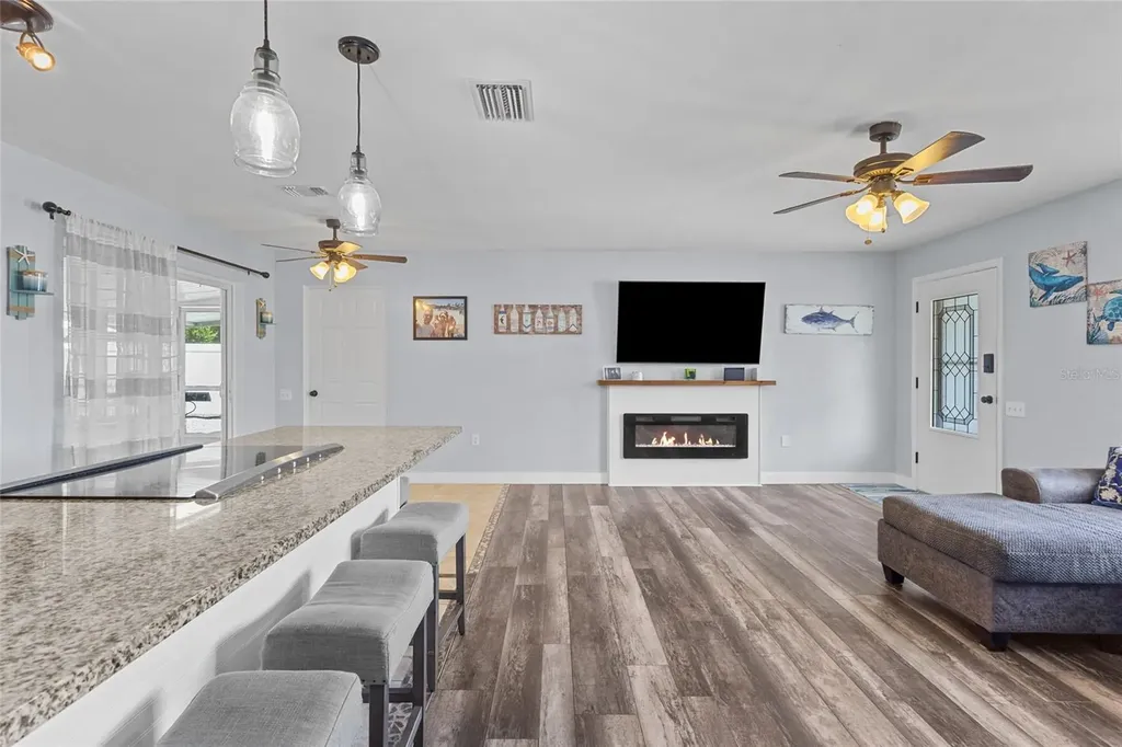 11916 85th Terrace Seminole FL 33772