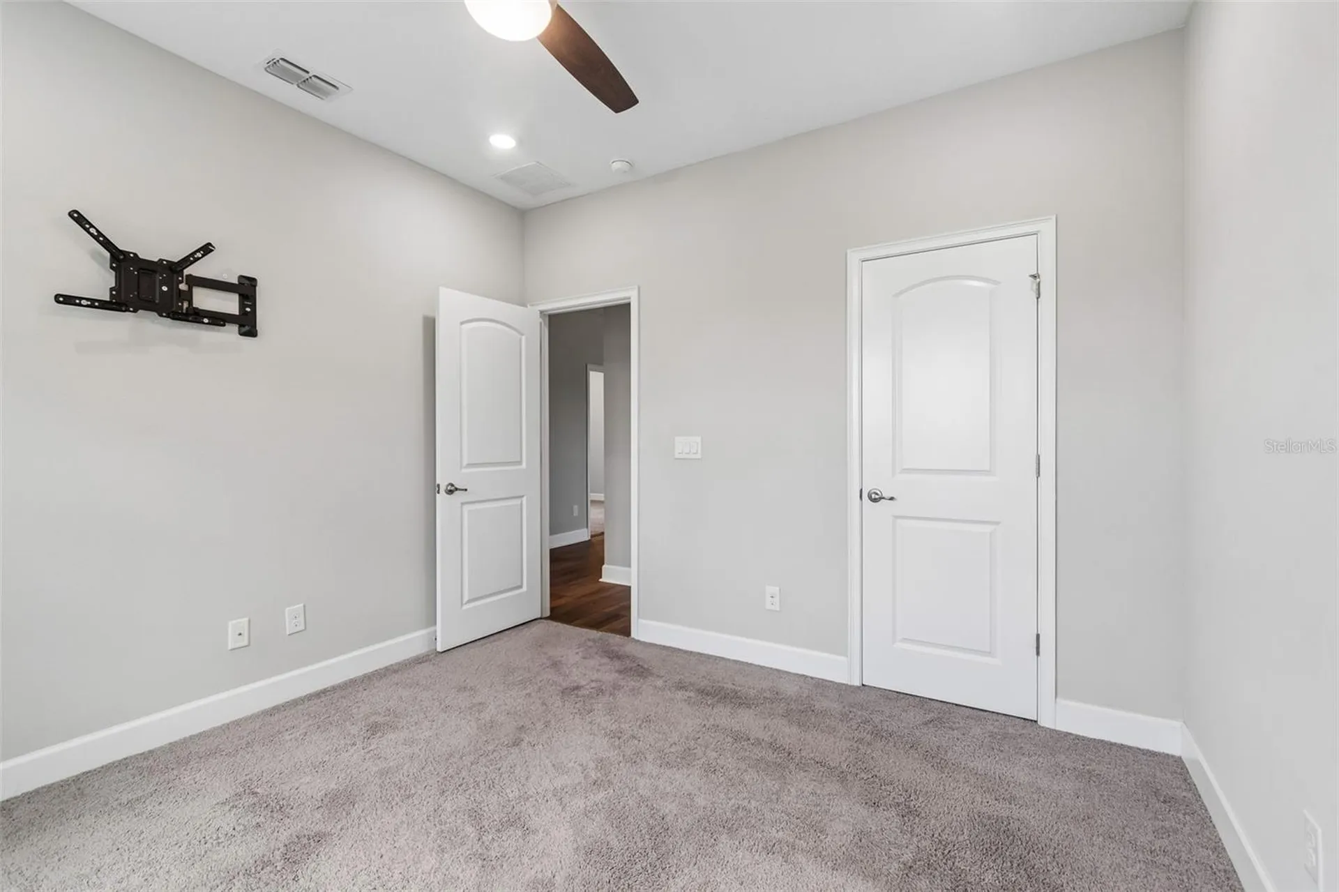 747 Cajeput Loop Tarpon Springs FL 34689