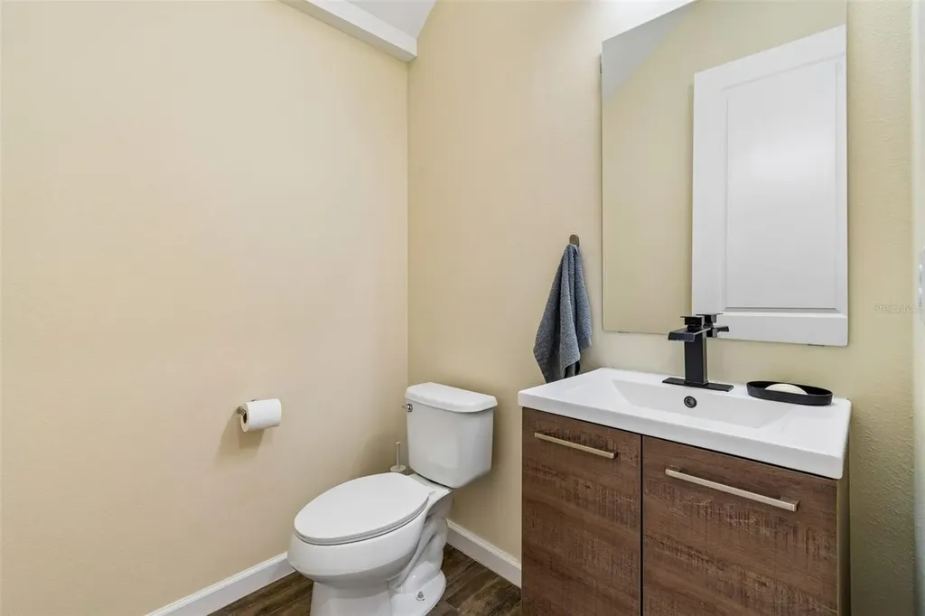 803 Winterside Drive Apollo Beach FL 33572