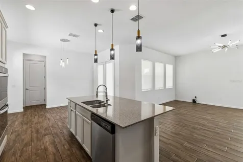 803 Winterside Drive Apollo Beach FL 33572