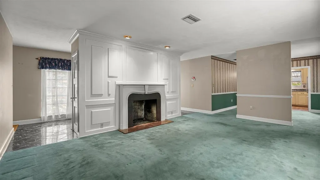 1237 Cardinal Lane Deland FL 32720
