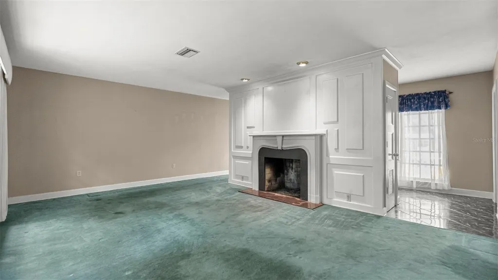 1237 Cardinal Lane Deland FL 32720