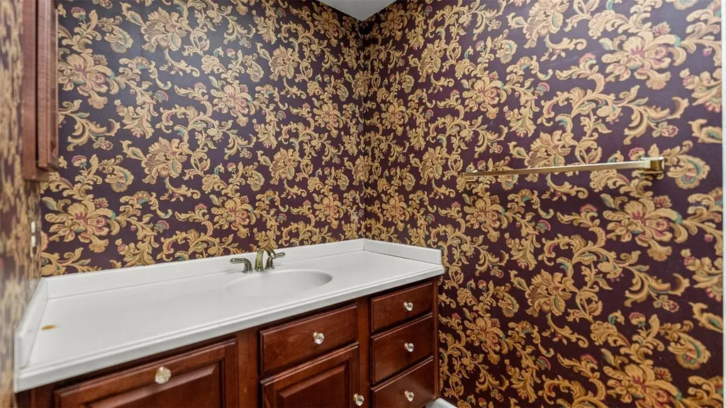 1237 Cardinal Lane Deland FL 32720