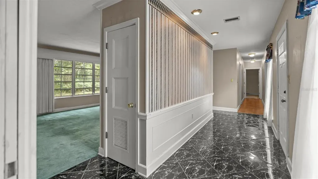1237 Cardinal Lane Deland FL 32720