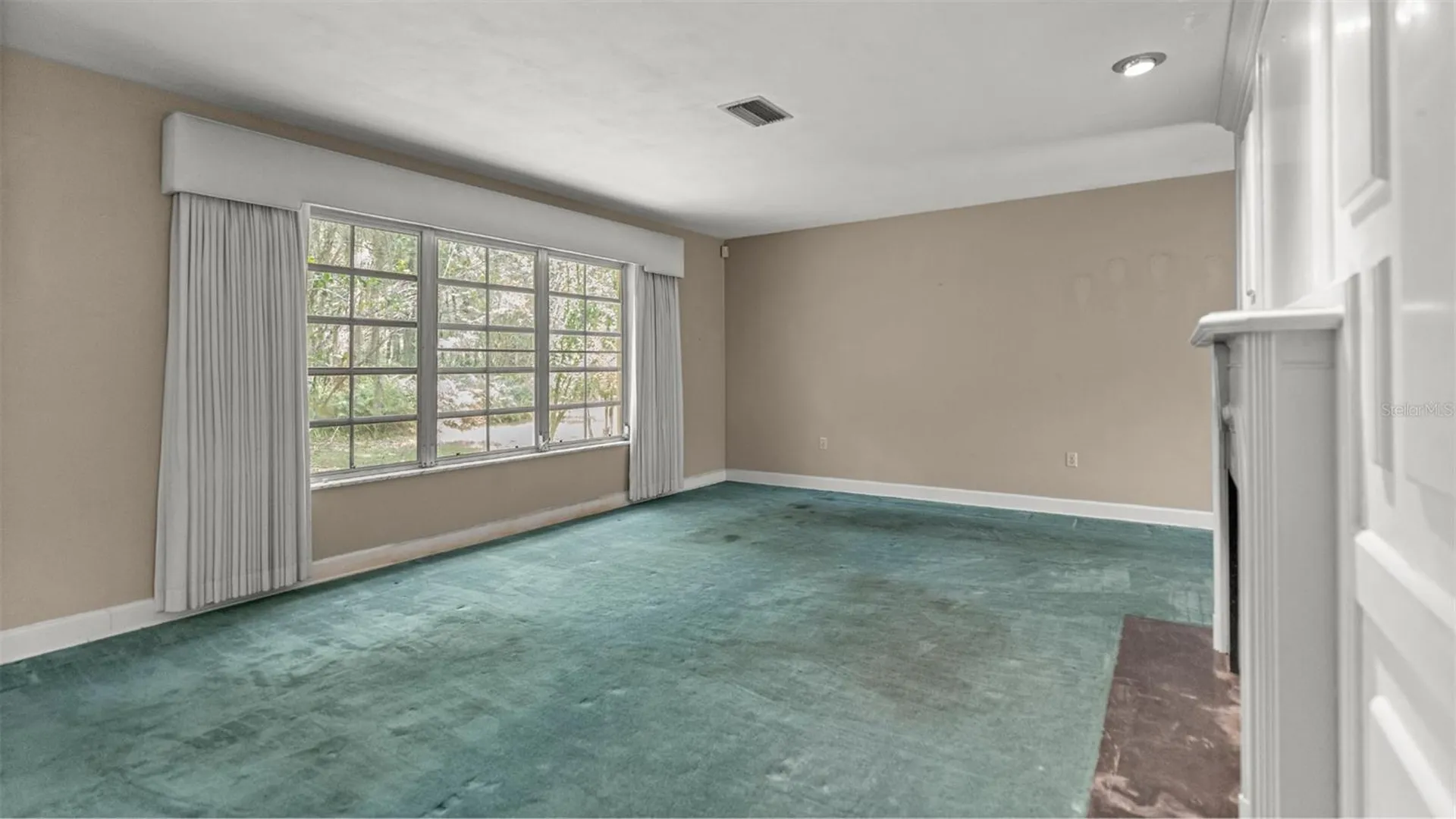 1237 Cardinal Lane Deland FL 32720