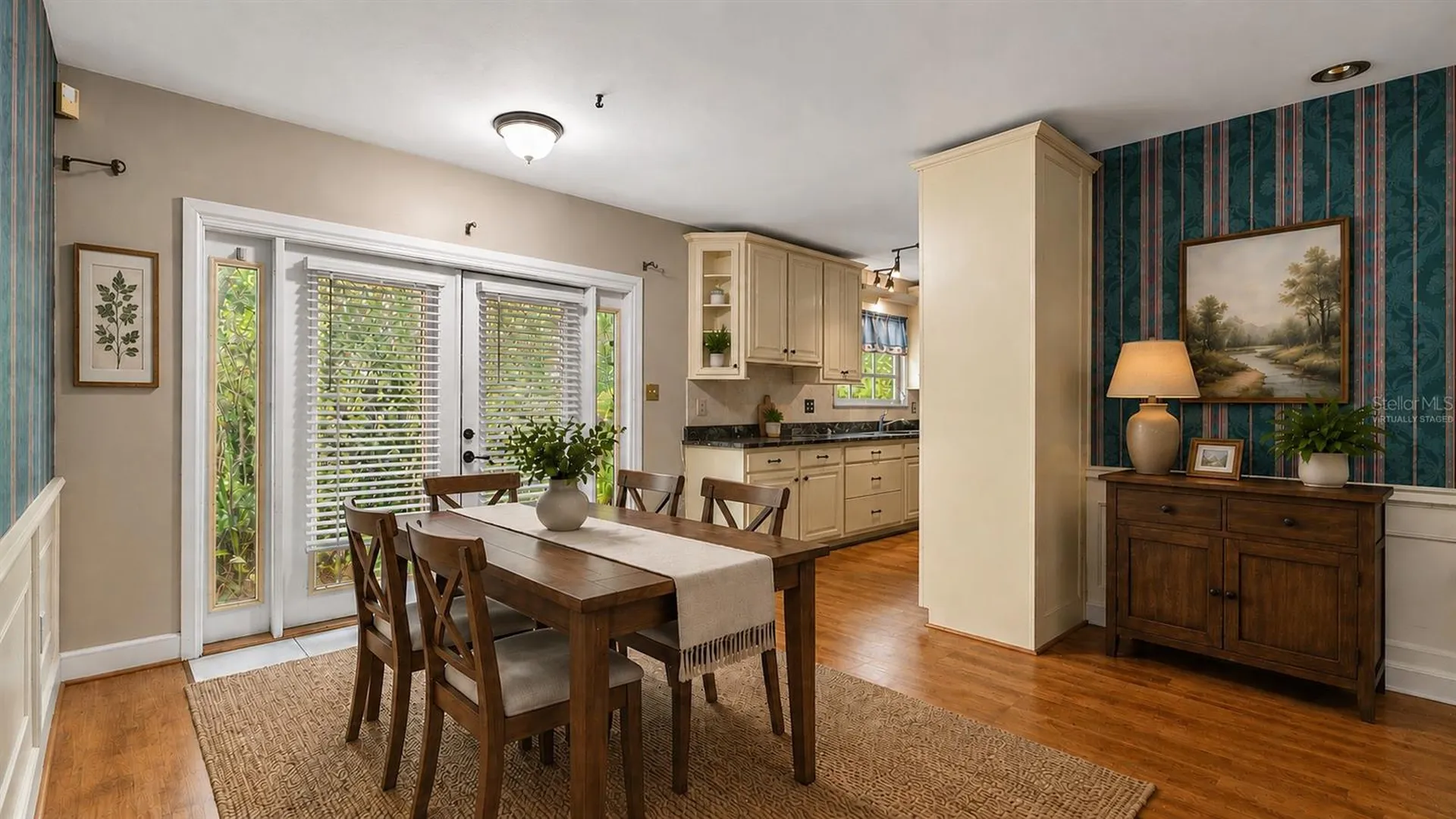 1237 Cardinal Lane Deland FL 32720