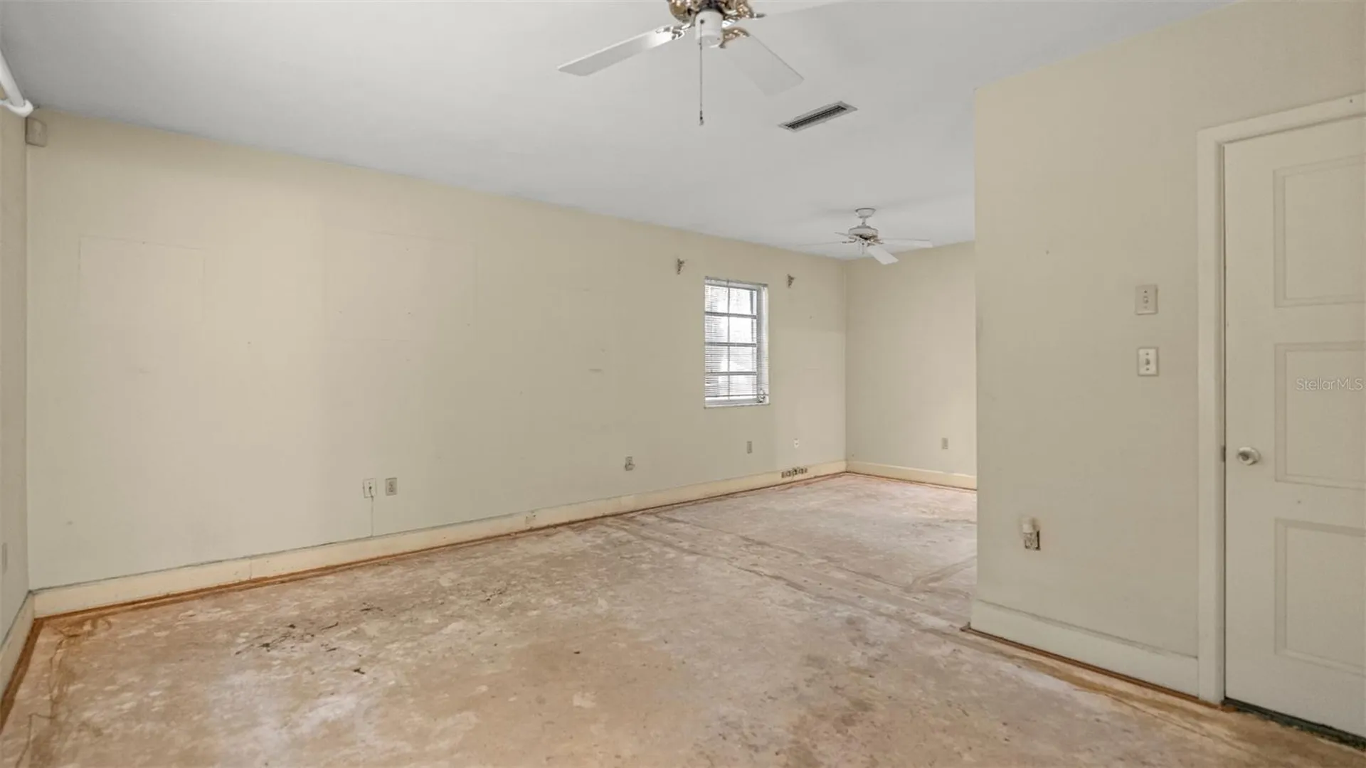1237 Cardinal Lane Deland FL 32720