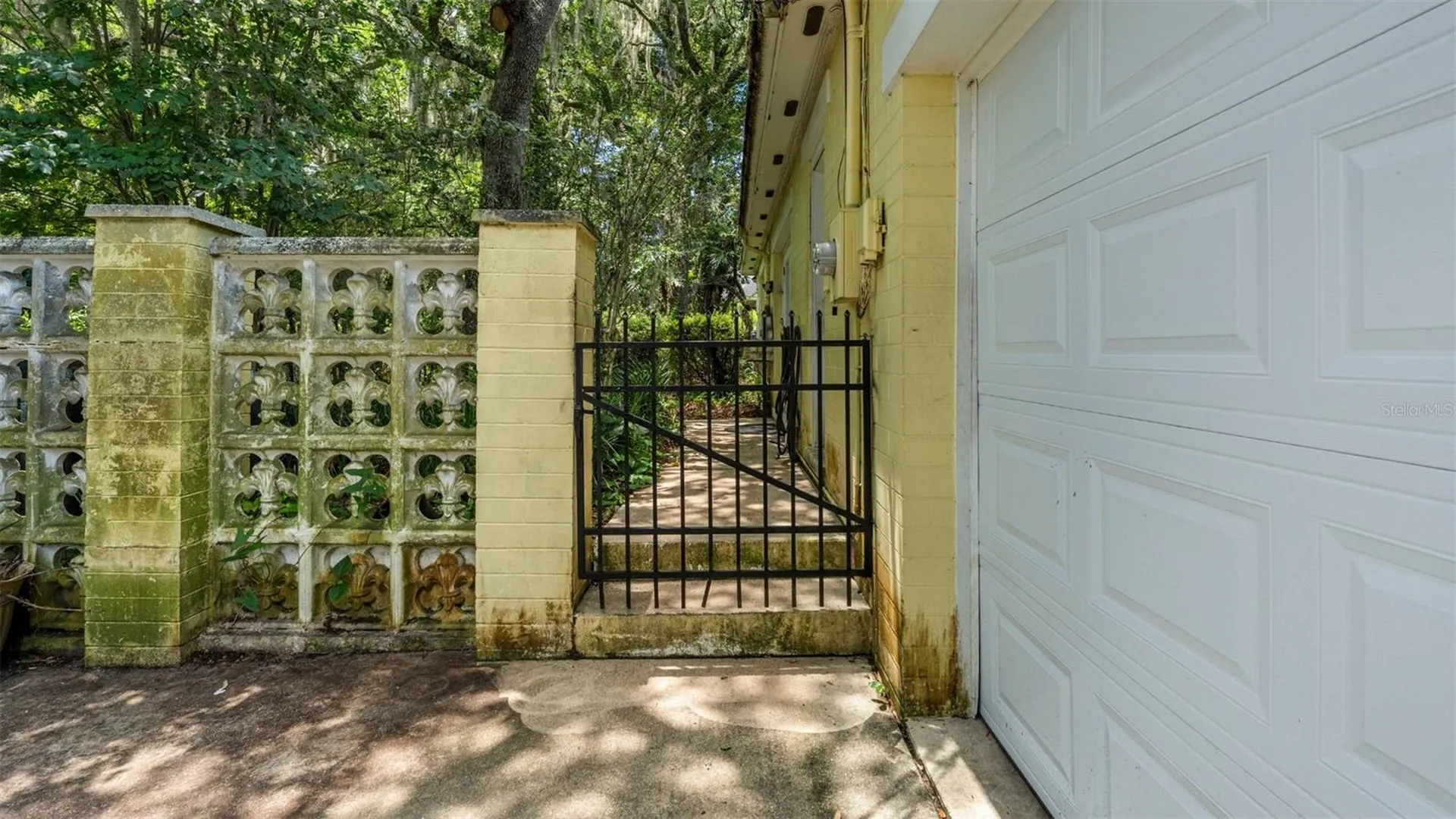 1237 Cardinal Lane Deland FL 32720