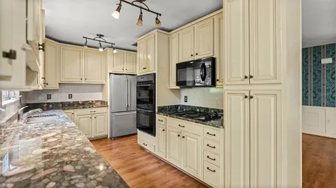 1237 Cardinal Lane Deland FL 32720