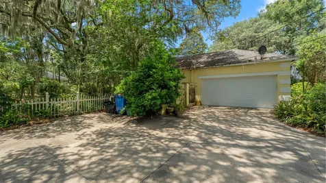 1237 Cardinal Lane Deland FL 32720