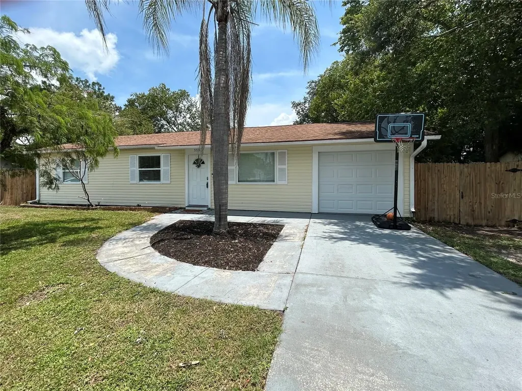 3223 Umbrella Tree Drive Edgewater FL 32141