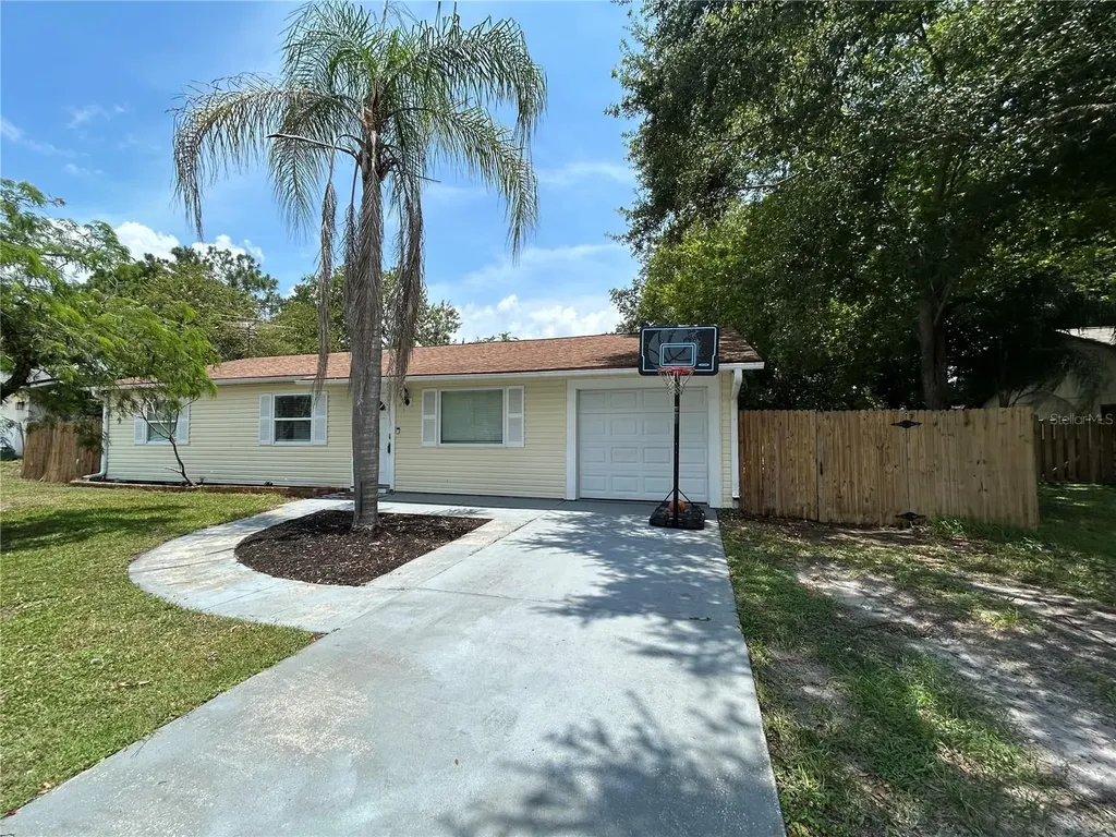 3223 Umbrella Tree Drive Edgewater FL 32141