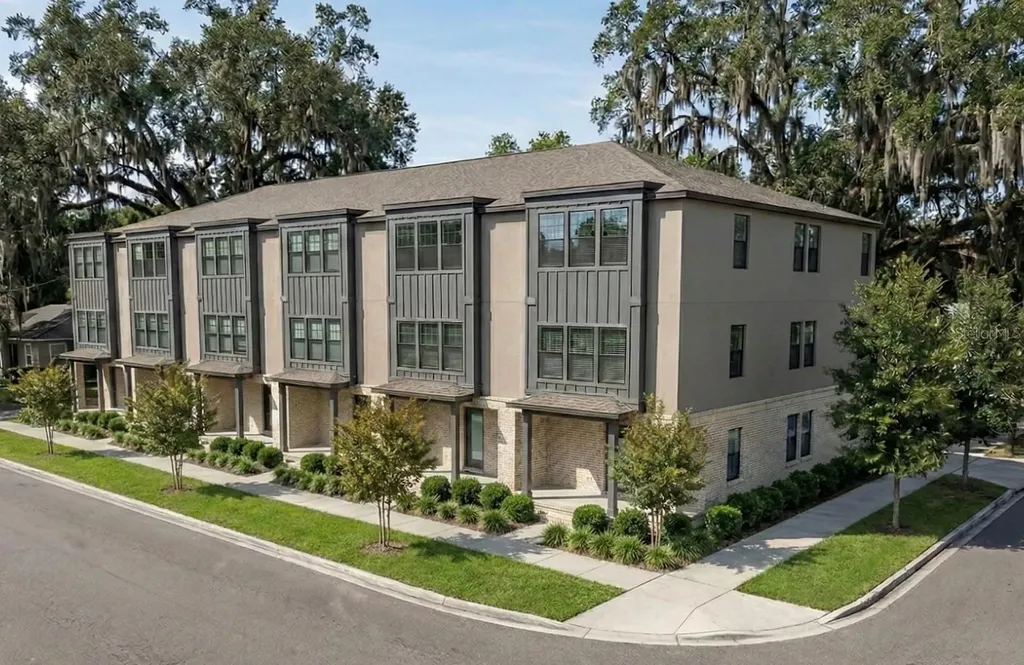 3208 N Tampa Street Tampa FL 33603