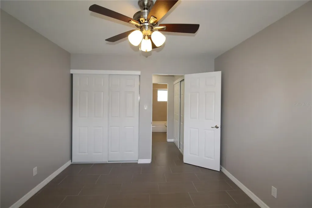 3001 Bee Ridge Road Sarasota FL 34239