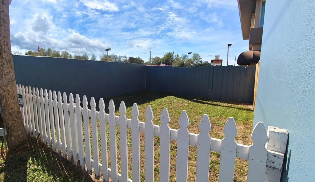 3001 Bee Ridge Road Sarasota FL 34239