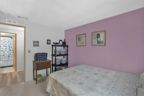 6666 Briarhill Drive NE Winter Haven FL 33881