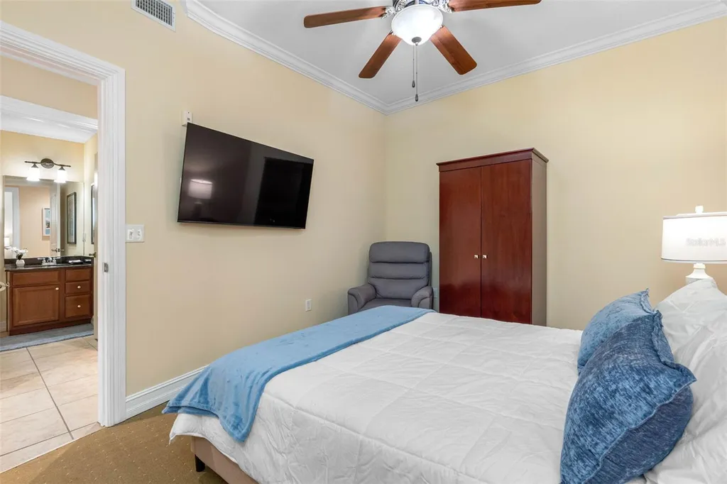 13941 Clubhouse Dr Drive Tampa FL 33618