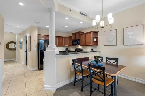 13941 Clubhouse Dr Drive Tampa FL 33618