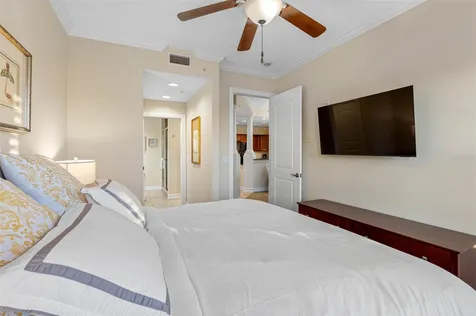 13941 Clubhouse Dr Drive Tampa FL 33618