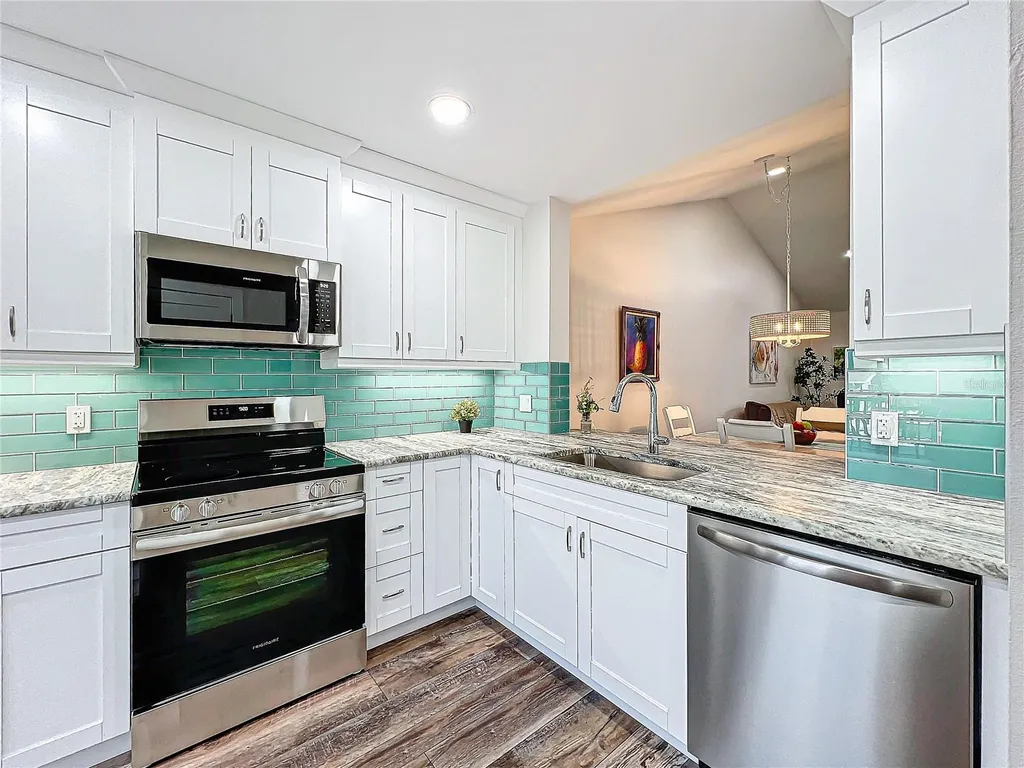 1407 Pine Lake Drive Venice FL 34285