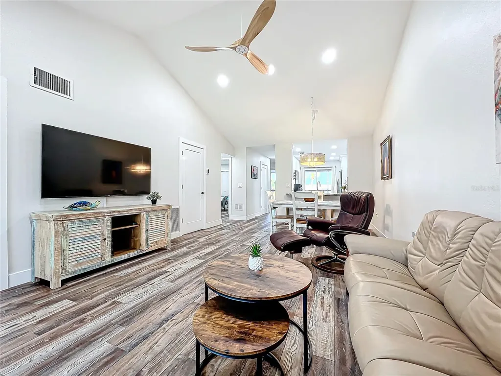 1407 Pine Lake Drive Venice FL 34285
